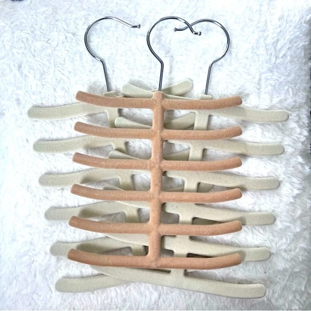 Velvet Accessory Hangers Set of 3 Tan Cream Tiered NWT